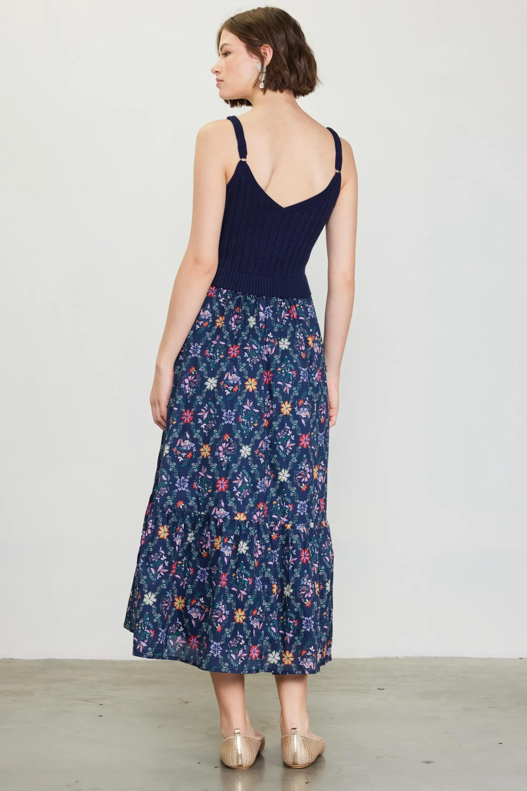 SKIES ARE BLUE Amelia Floral Print Midi Dress* Midi Dresses