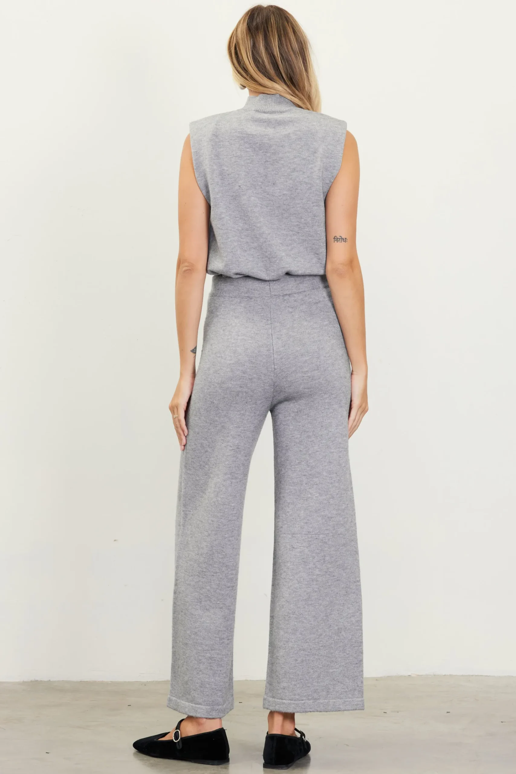 SKIES ARE BLUE Cropped Knit Pants* Pants