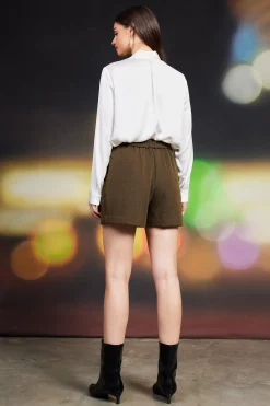 SKIES ARE BLUE High-Rise Pleated Knit Shorts* Shorts