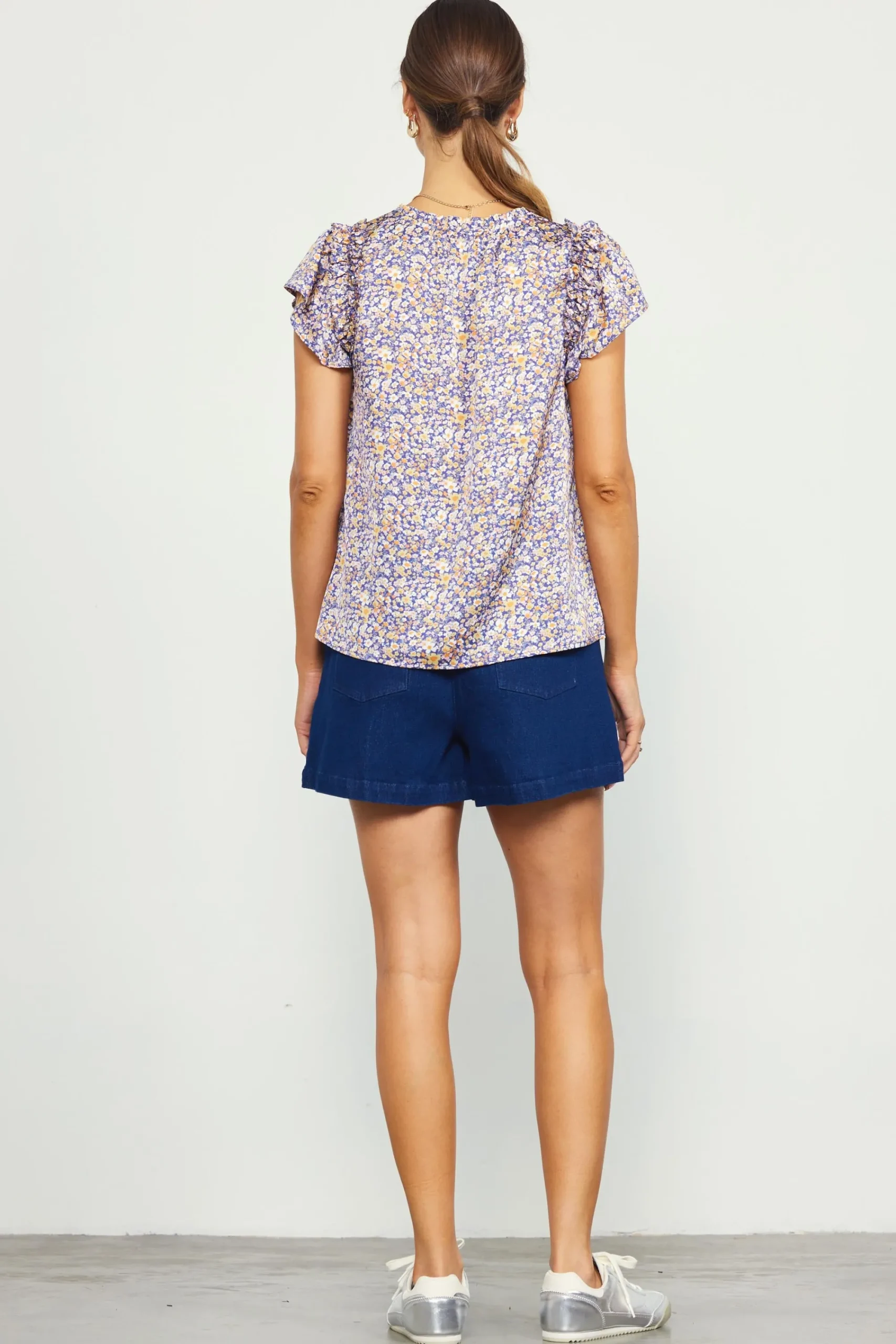SKIES ARE BLUE Indira Floral Print Split Neck Top* Short Sleeve Tops