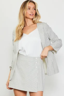 SKIES ARE BLUE Pinstriped Button Detail Skort* Skirts|Shorts