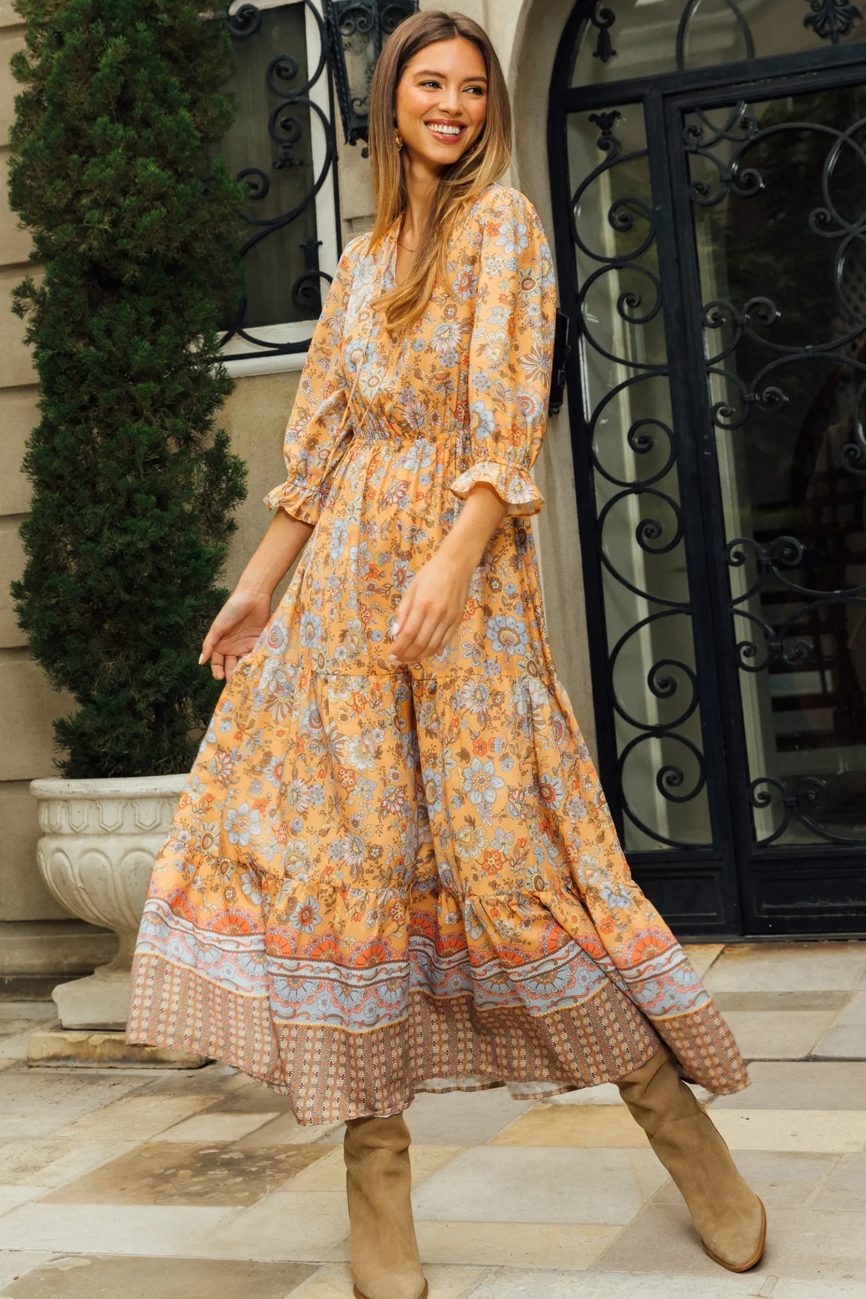 SKIES ARE BLUE Retro Floral Motif Maxi Dress* Maxi Dresses