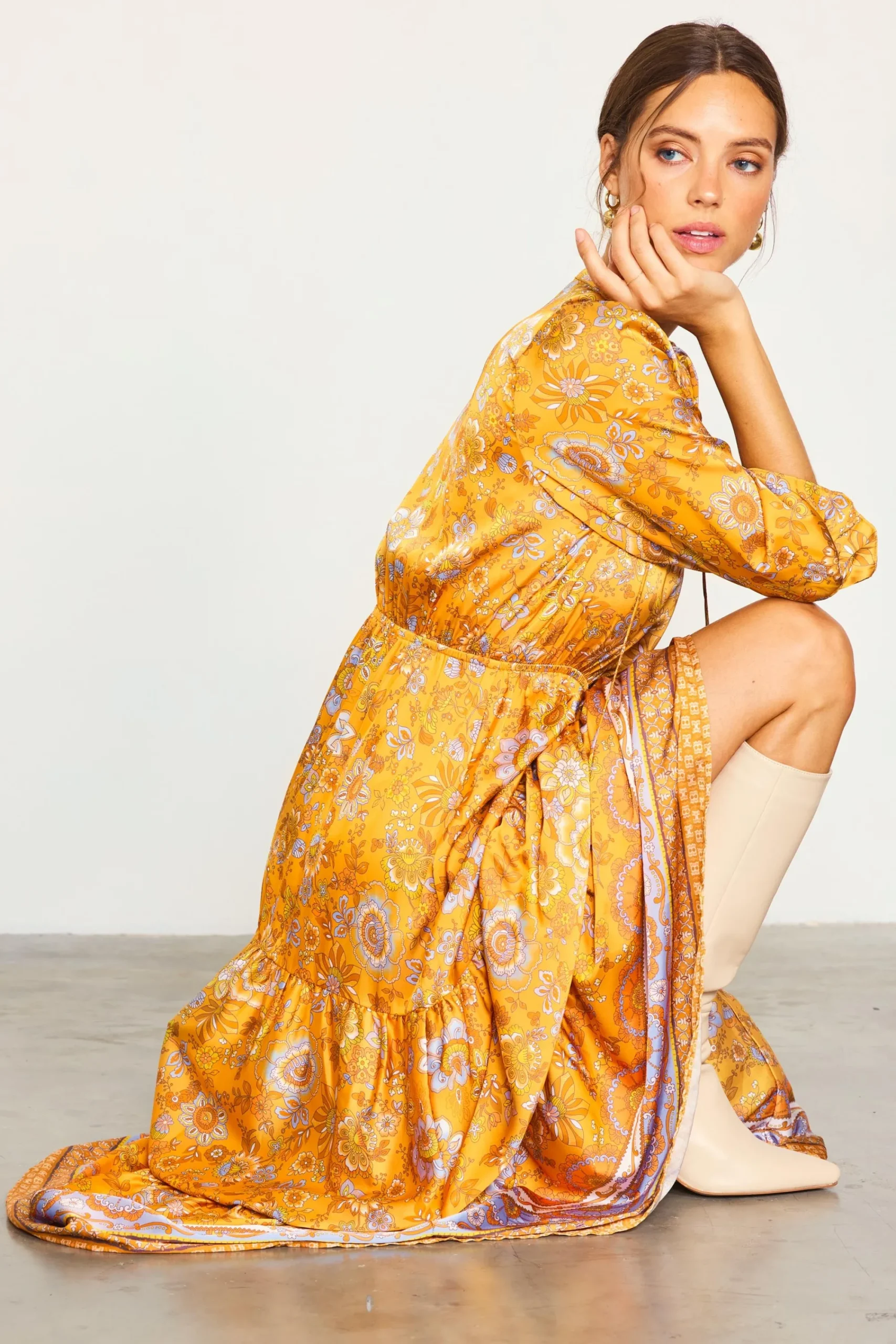SKIES ARE BLUE Retro Floral Motif Maxi Dress* Maxi Dresses