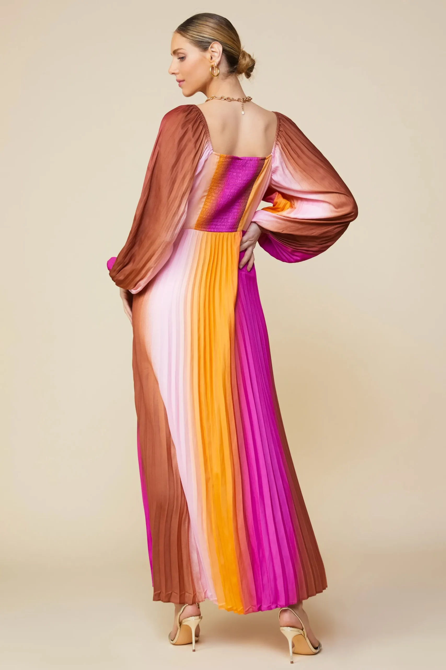 SKIES ARE BLUE Retro Gradation Pleated Maxi Dress* Maxi Dresses
