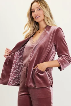 SKIES ARE BLUE Ruched Velvet Blazer* Blazers