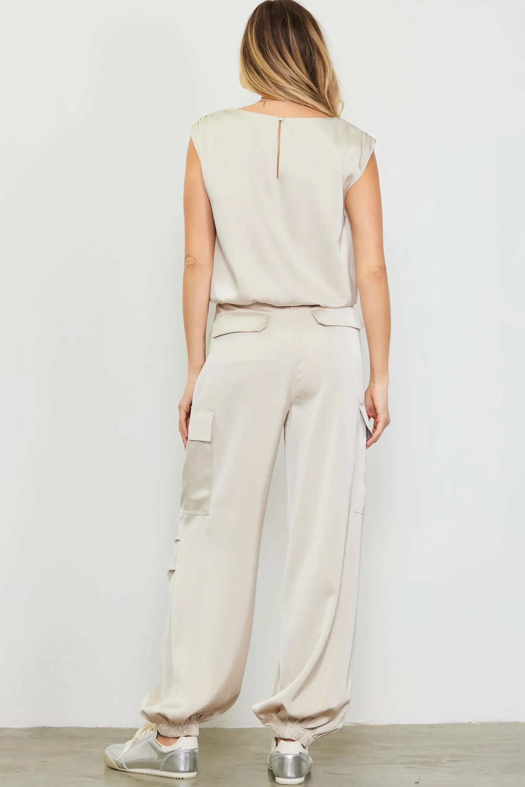SKIES ARE BLUE Satin Cargo Pants* Pants
